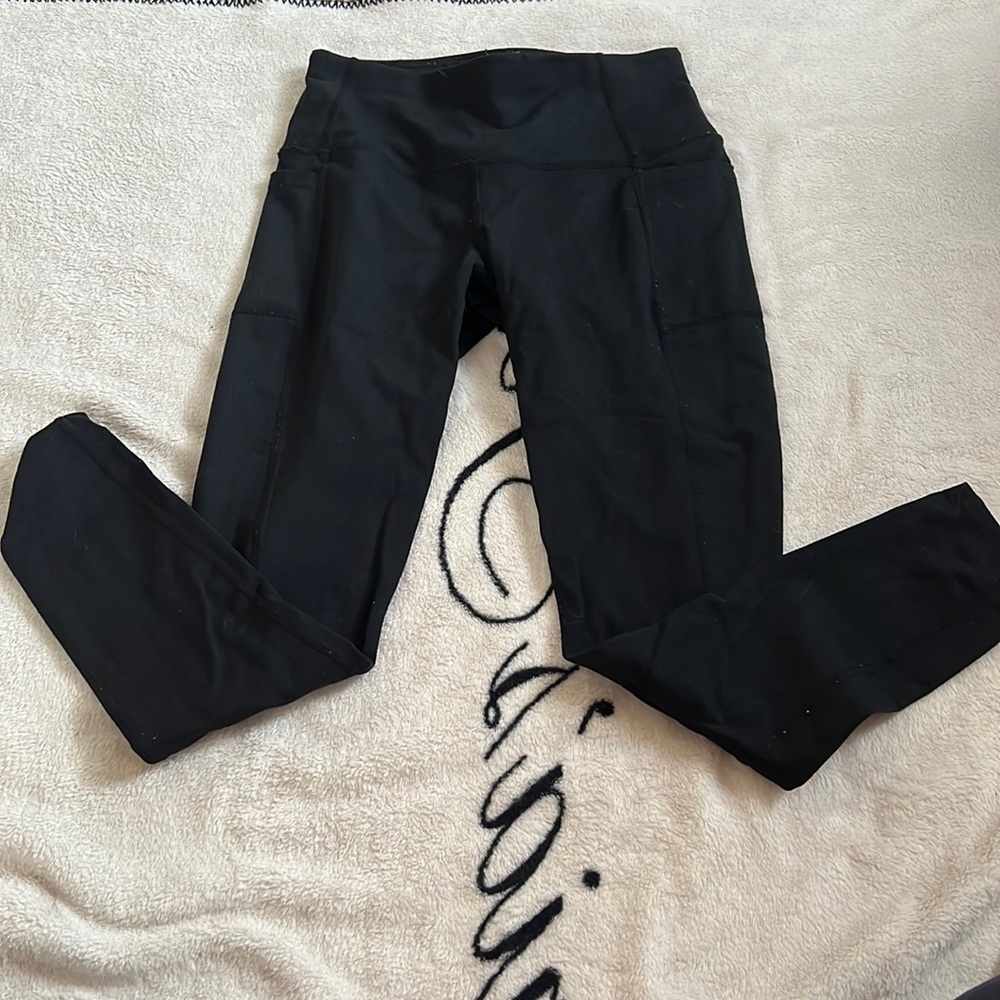 black leggings